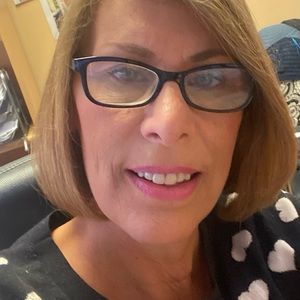 Meet your Posher, Linda